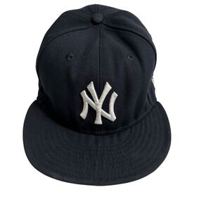 Yankees embroidered navy hat